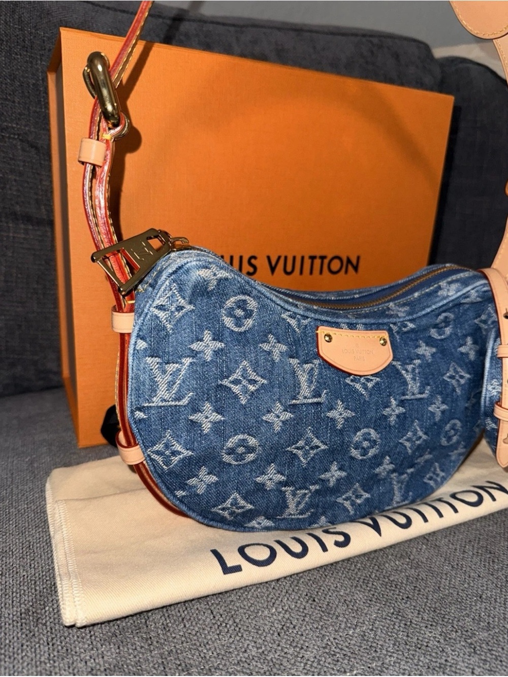Louis Vuitton Denim Croissant Bag - Picture 3 of 8